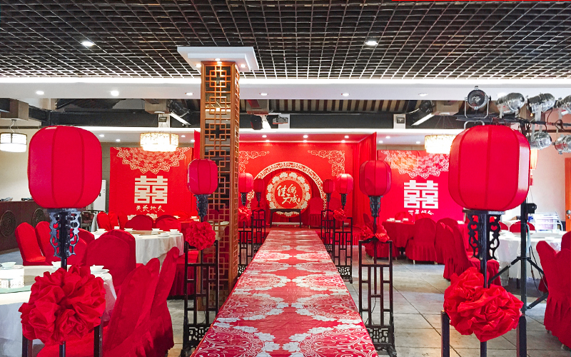 百味戏草坪餐厅婚宴预订