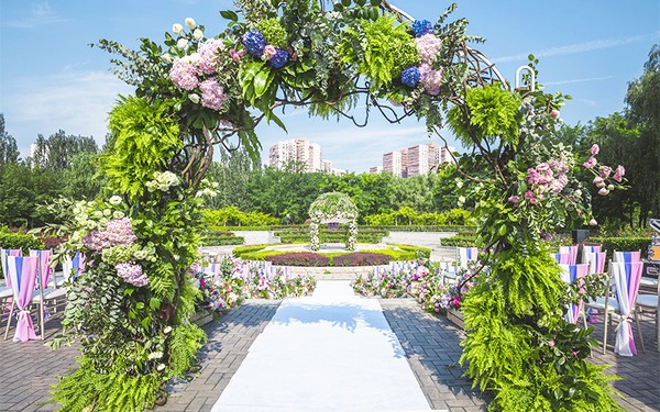 LAVIN玫瑰里（太阳公元店）婚宴预订