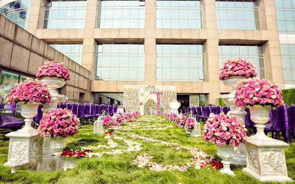 天鹅堡婚礼堂婚宴预订