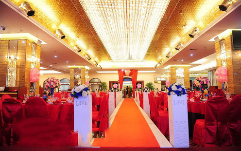 东华假日酒店（鲁粤轩）婚宴预订