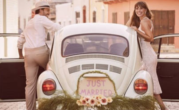 婚纱摄影店和婚纱摄影工作室哪个更好