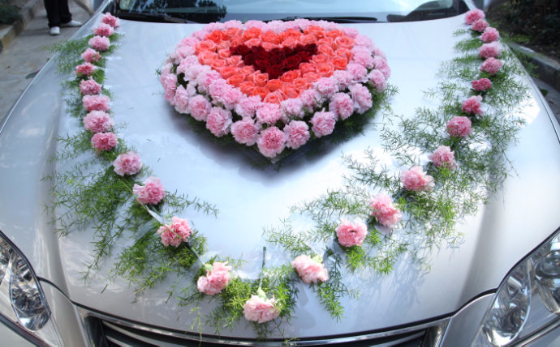 较有用的婚车扎花技巧