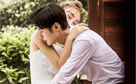 不同风格婚纱拍摄姿势大全