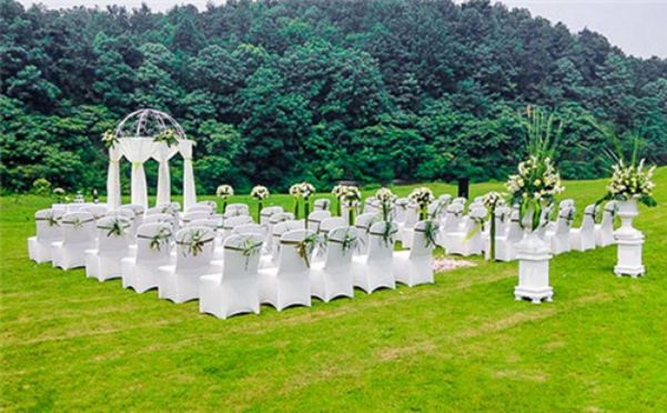 夏日婚礼主题选什么颜色