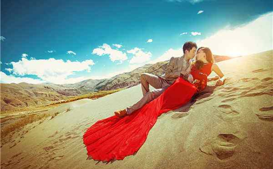 拍沙漠婚纱照的技巧有哪些