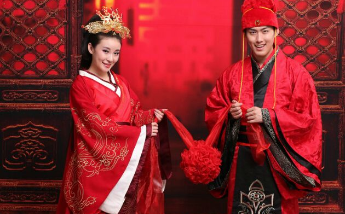 汉服婚纱照头饰搭配