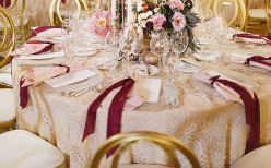 婚宴餐巾怎么布置