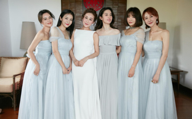 郑州婚礼策划分享怎么挑选伴娘礼服