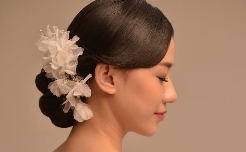 新娘如何快速补妆