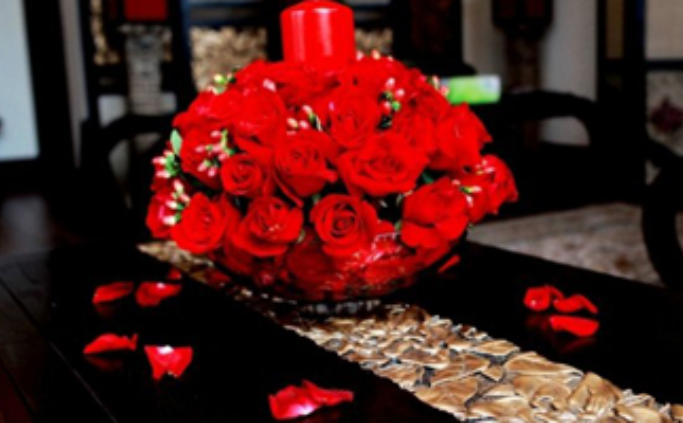 婚宴桌花如何布置会比较好看