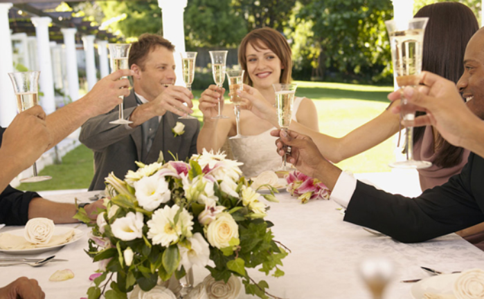 婚宴上新郎如何挡酒