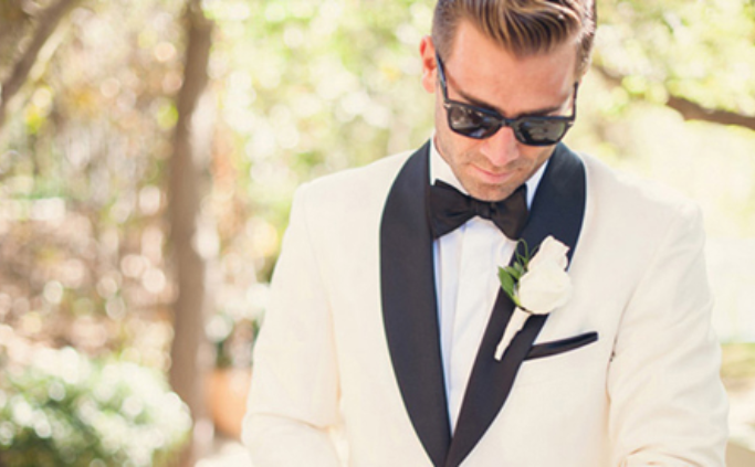 如何根据身形挑选新郎结婚礼服