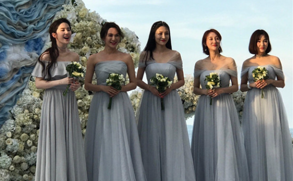 郑州伴娘礼服颜色挑选方法以及讲究