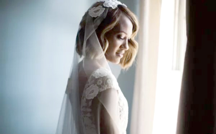 适合短发新娘的发型推荐