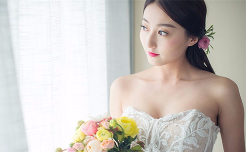 婚前新娘跟妆攻略 婚礼当天新娘化妆注意事项