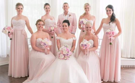 怎么挑选伴娘礼服，伴娘礼服颜色挑选方法-长沙蜜匠婚庆