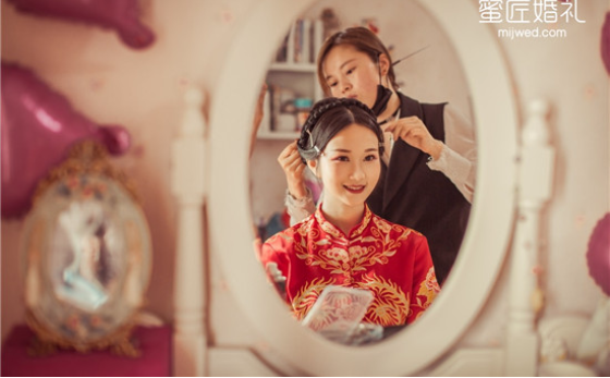 新娘跟妆有哪些细节,新娘跟妆需注意细节-蜜匠婚礼