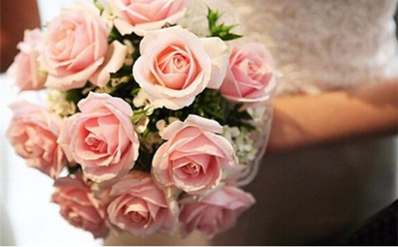 手捧花样式有哪些 手捧花样式选择技巧-长沙婚庆策划公司