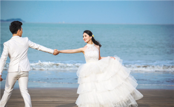 拍婚纱照前要准备什么,如何拍婚纱照比较好看-蜜匠婚礼