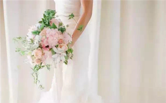 新娘手捧花禁忌有哪些,新娘手捧花注意事项-蜜匠婚礼