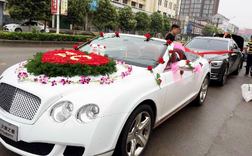 主婚车可以用越野车吗 主婚车用什么车好