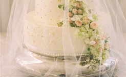 如何选择浪漫的结婚蛋糕 挑选结婚蛋糕的技巧-蜜匠婚礼