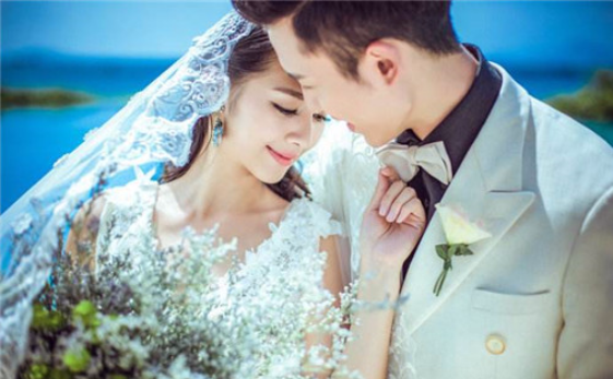 婚纱照拍摄注意事项有哪些 如何挑选婚纱照-蜜匠婚礼