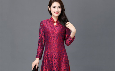 高档妈妈装婚礼礼服 婚宴妈妈装该如何选择-蜜匠婚礼