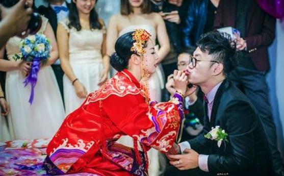 婚礼现场互动游戏大全-蜜匠婚礼