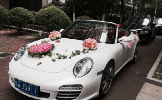 婚车选择搭配与安排 现在较流行的趋势-蜜匠婚礼