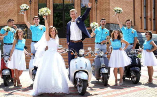 伴娘有哪些工作 是干些什么的-蜜匠婚礼