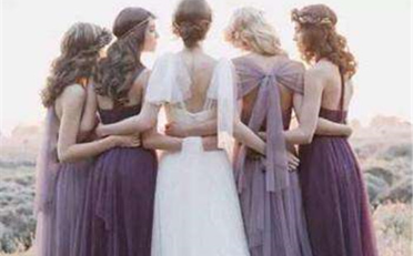 挑选伴娘礼服要注意什么 挑选伴娘礼服禁忌