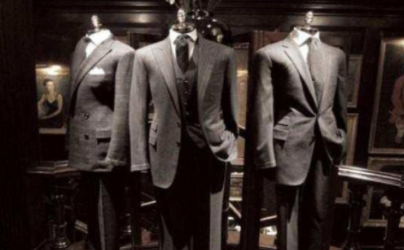 伴郎礼服买成品好还是定制好 有什么区别