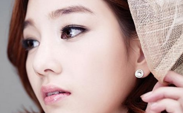 婚礼韩式妆 该怎么化呢