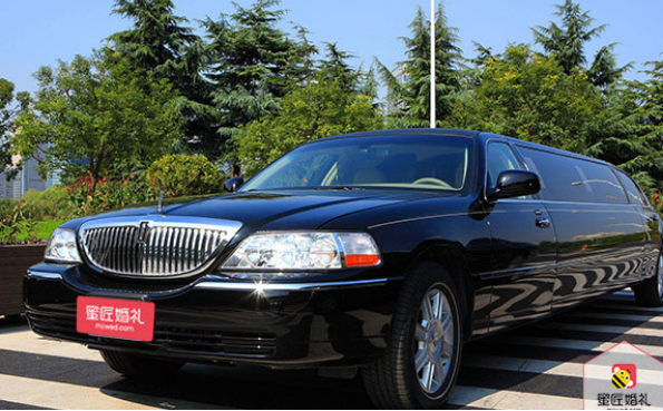 林肯婚车套餐一天多少钱 林肯婚车套餐价格一览表