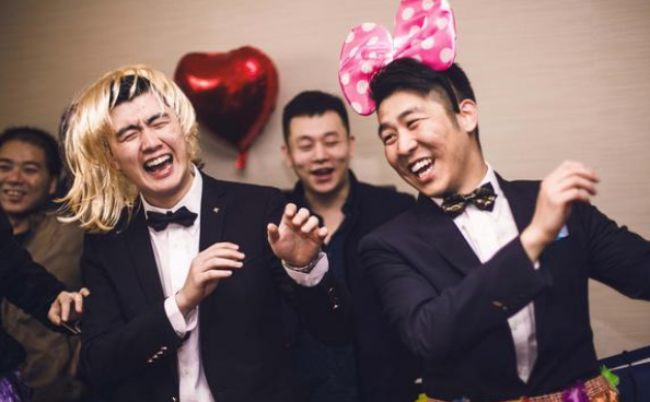 婚礼整伴郎的游戏有哪些 看看怎么轻松放倒伴郎团吧