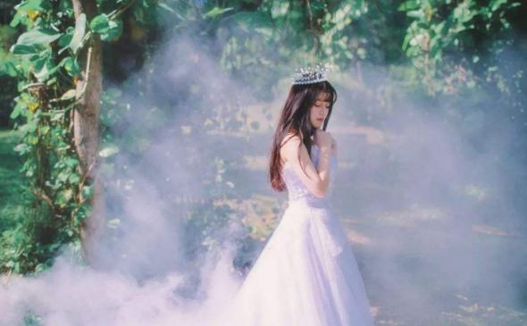 婚纱照怎么拍起来比较显瘦 这几点教你解决问题