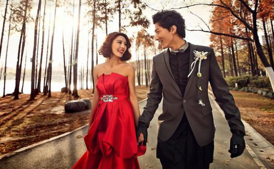 短头发新娘拍摄婚纱照要注意的事情 这样拍才较好看