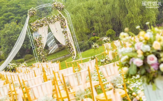 婚礼幸福亭怎么布置 幸福亭策划案例