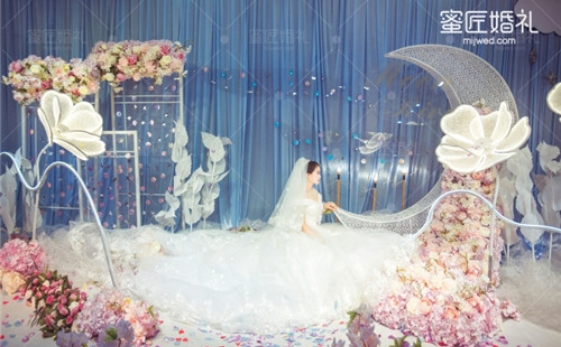 新娘化妆要注意什么 新娘婚礼当天化妆步骤