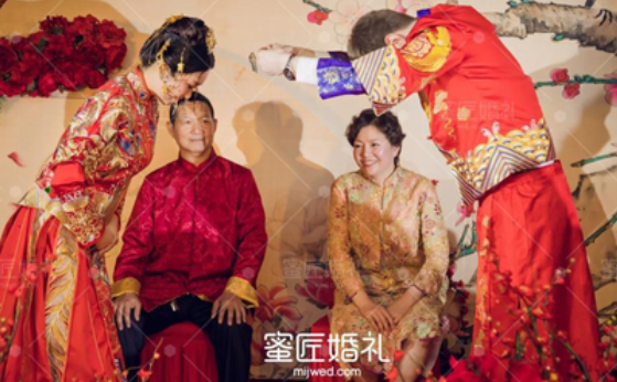 2019较新婚礼互动游戏大全 适合婚礼的互动要游戏。