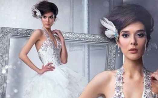 参加婚礼穿什么衣服 婚礼衣服颜色搭配