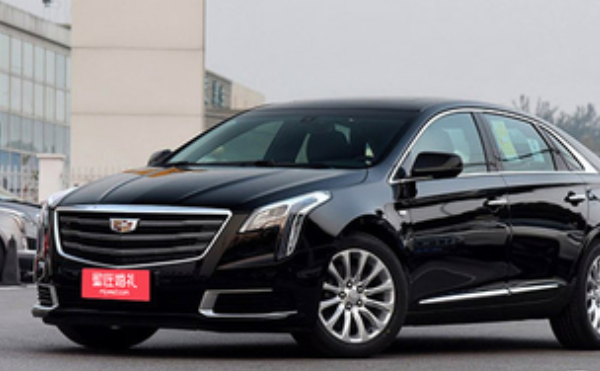 婚车上的花多少钱 婚车车队装饰怎么扎花