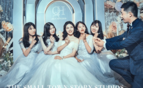 女生冬季参加朋友婚礼穿什么 女生参加婚礼穿什么好