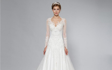 高个子新娘如何挑选婚纱礼服 高个子新娘穿什么婚纱好