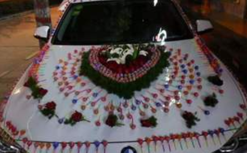 棒棒糖婚车制作方法 棒棒糖装饰婚车教程