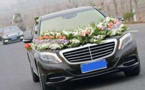 婚车如何装饰 婚车怎样布置才大气