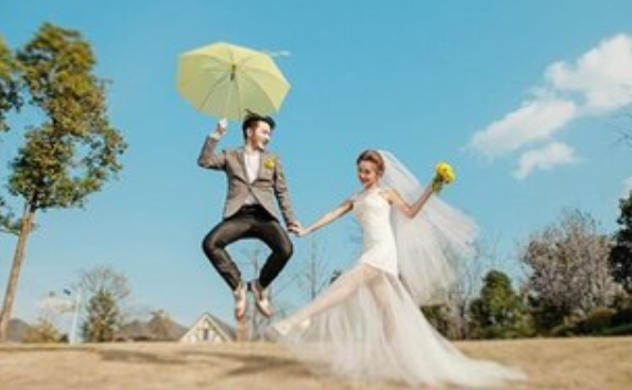 旅游婚纱摄影去哪好 旅拍婚纱照多少钱