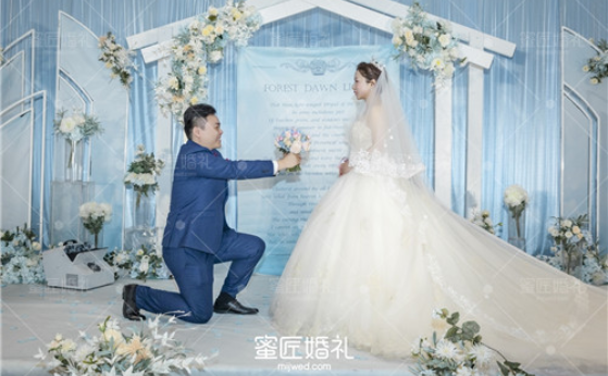 定亲祝福语 给好朋友的订婚祝福语大全