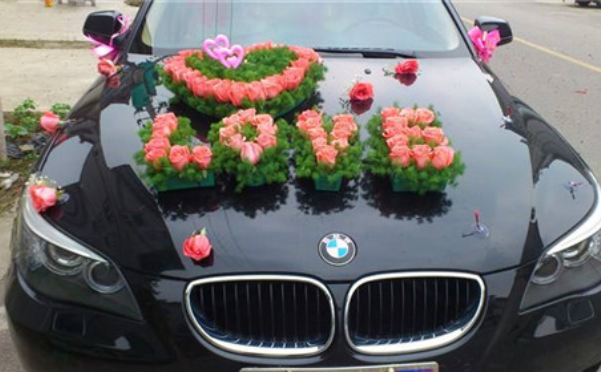 装饰婚车注意事项 婚车扎花要注意什么